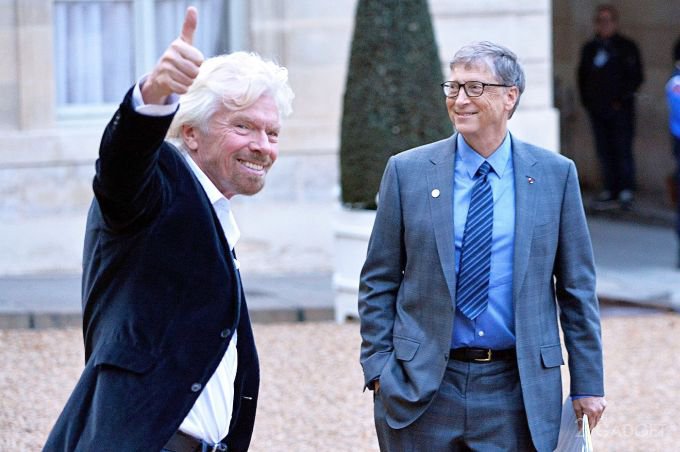 Брэнсон и Гейтс готовы кормить людей мясом из пробирки