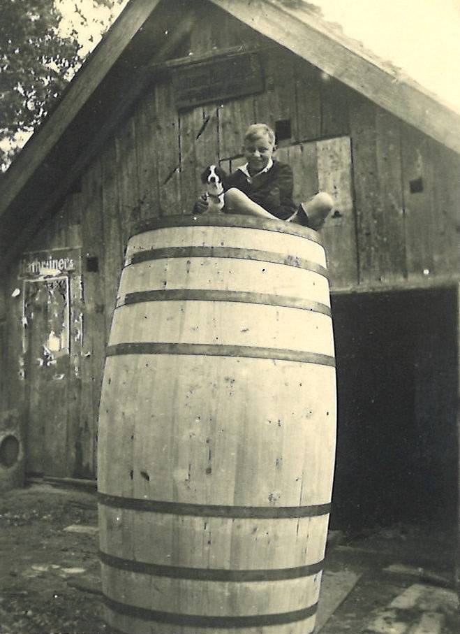 Средневековье емкостей из дерева и глины: бочары и гончары Средневековье емкостей из дерева и глины: бочары и гончары история