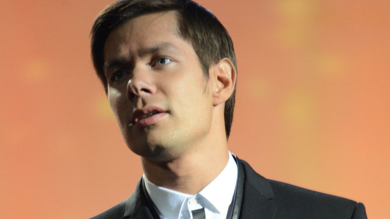 Певец Стас Пьеха откровенно рассказал об отношениях с сыном Петром