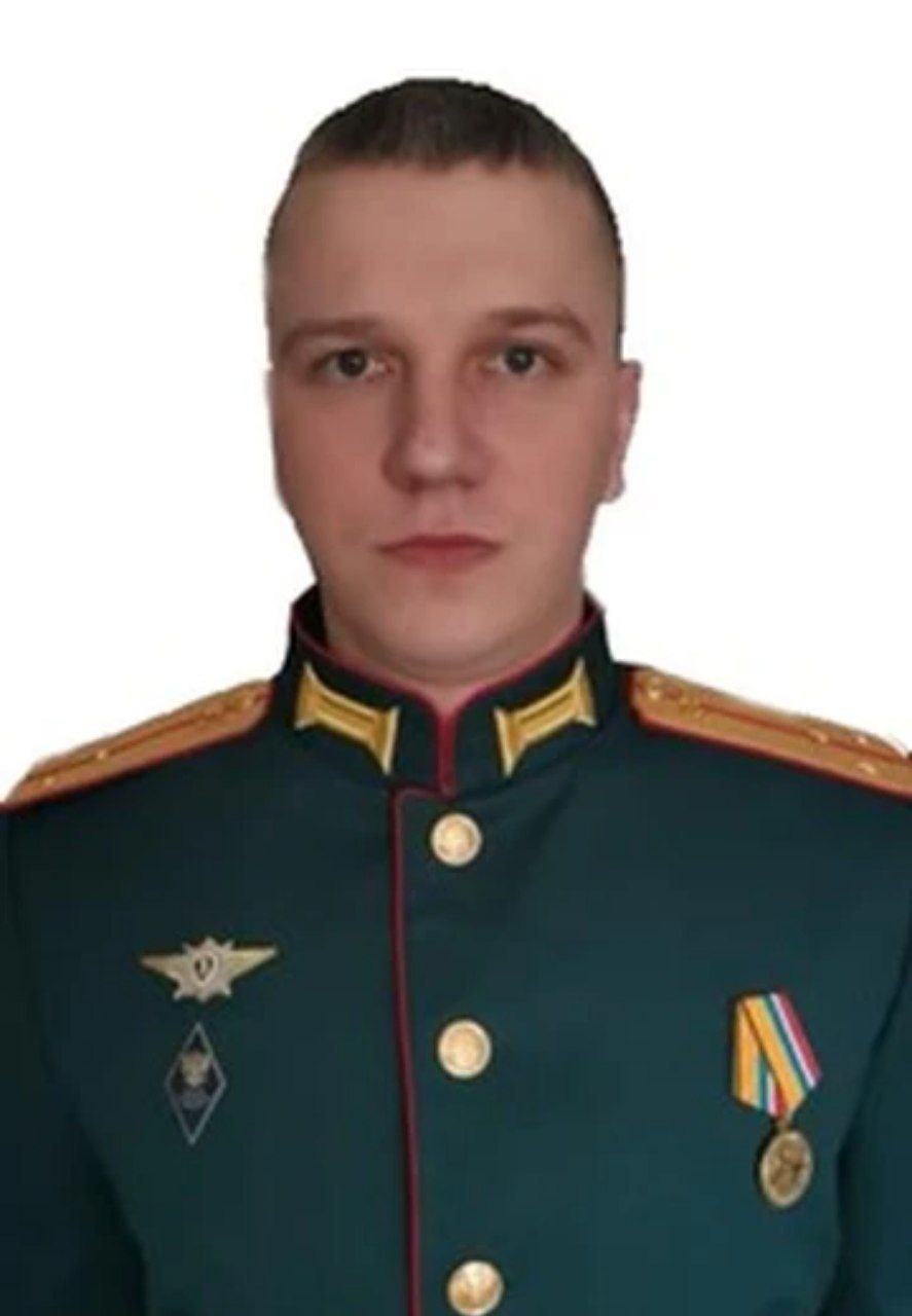 Старший лейтенант Михаил Попович