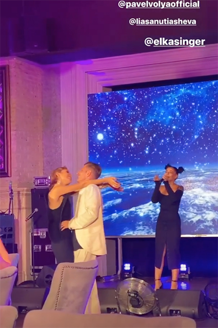 Танцы под Zivert, нежности с мужем и шутки Харламова: как Ляйсан Утяшева отпраздновала 35-летие Танцы под Zivert, нежности с мужем и шутки Харламова: как Ляйсан Утяшева отпраздновала 35-летие Хроника