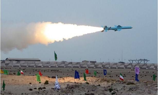 Кого боятся американские авианосцы в Средиземном море? оружие