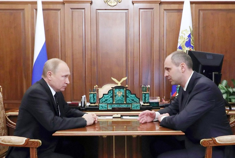Денис Паслер на встрече с Владимиром Путиным. Фото: a.ria56.ru 