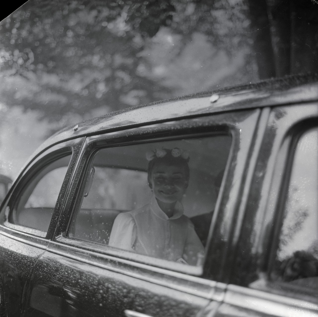 Hochzeit von Audrey Hepburn mit Mel Ferrer in der Kapelle auf dem Bürgenstock