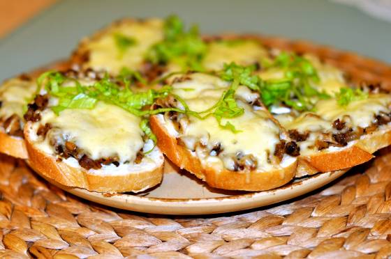 бутерброды с грибами