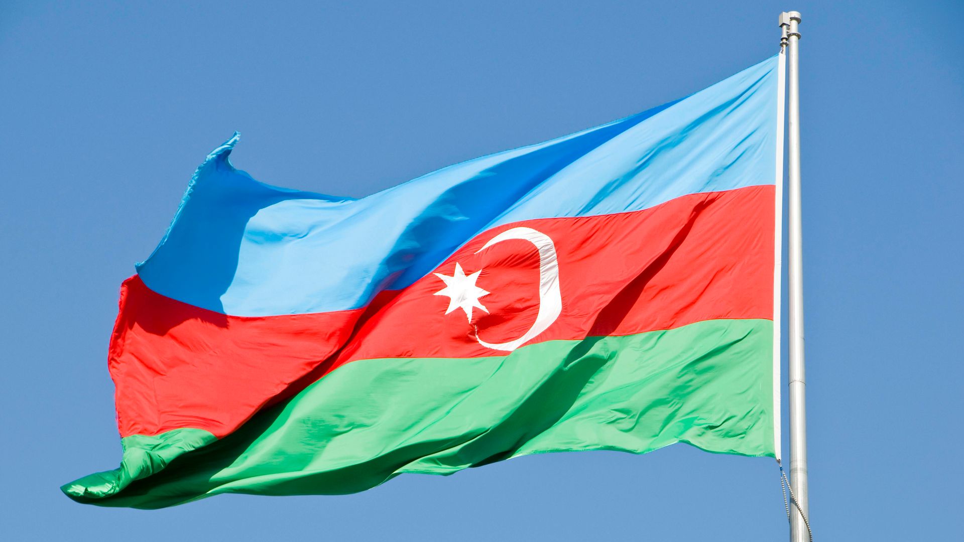 Азербайджан готовится. Флаг Азербайджана. МИД Азербайджан флаг. Armenia Azerbaijan флаг. Флаг Азербайджана и России.