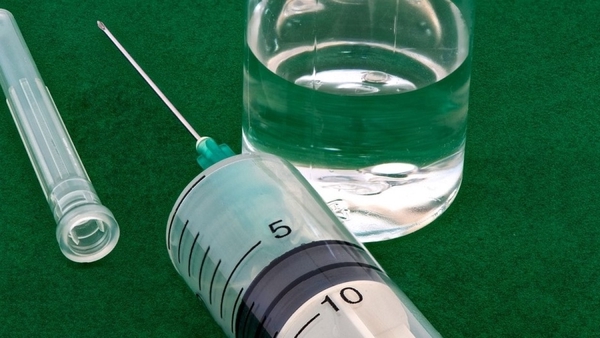 Минздрав России зарегистрировал новую вакцину против коронавируса