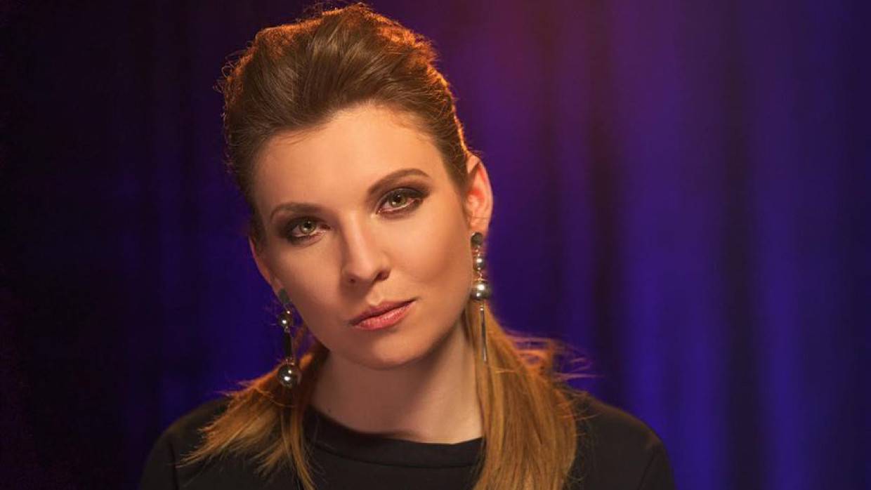 Телеведущая Скабеева отметила необычное поведение Зеленского после вопроса о Путине Политика