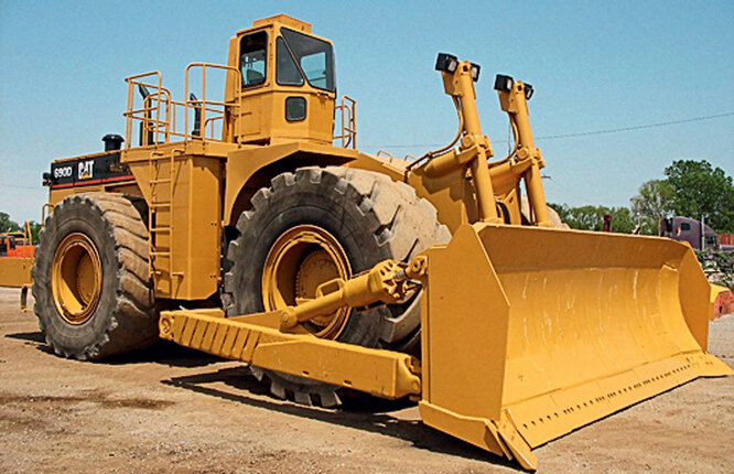 Колесный бульдозер Caterpillar 854K