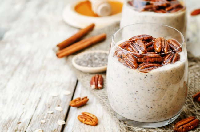 oat cinnamon Chia seed pudding with honey pecan