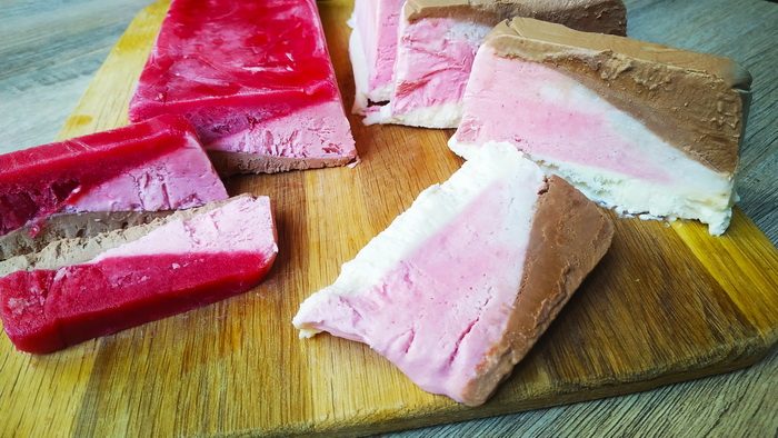 Мороженое «Три вкуса»