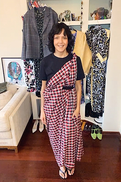 Полина Аскери-Белоцерковская, Ирина Чайковская, Екатерина Андреева и другие гости благотворительного Zoom-ужина Полина Аскери-Белоцерковская, Ирина Чайковская, Екатерина Андреева и другие гости благотворительного Zoom-ужина Светская жизнь