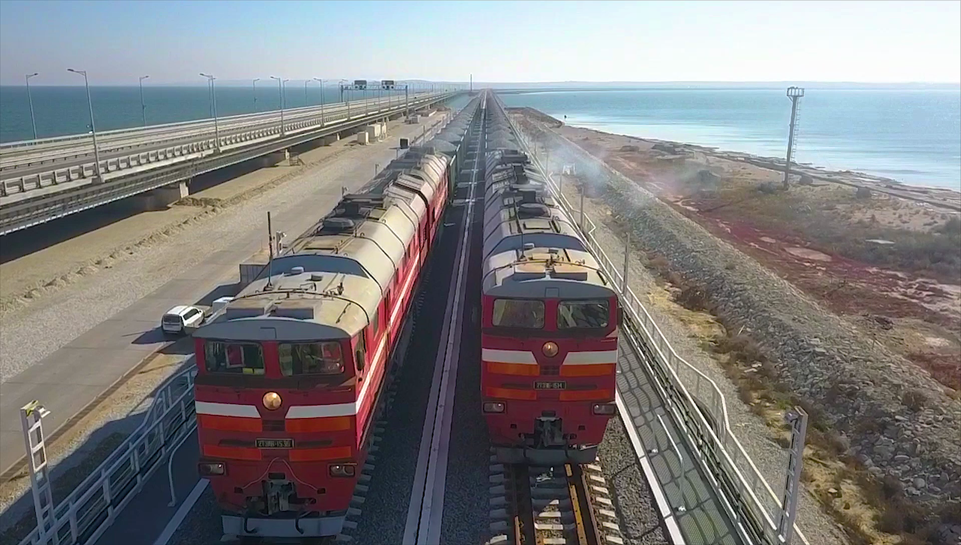 Сколько времени едет поезд по крымскому мосту