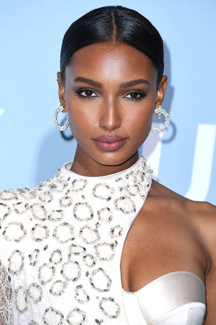 Жизель Бундхен, Адриана Лима, Нина Добрев и другие на гала-вечере в Лос-Анджелесе Жизель Бундхен, Адриана Лима, Нина Добрев и другие на гала-вечере в Лос-Анджелесе Красная дорожка