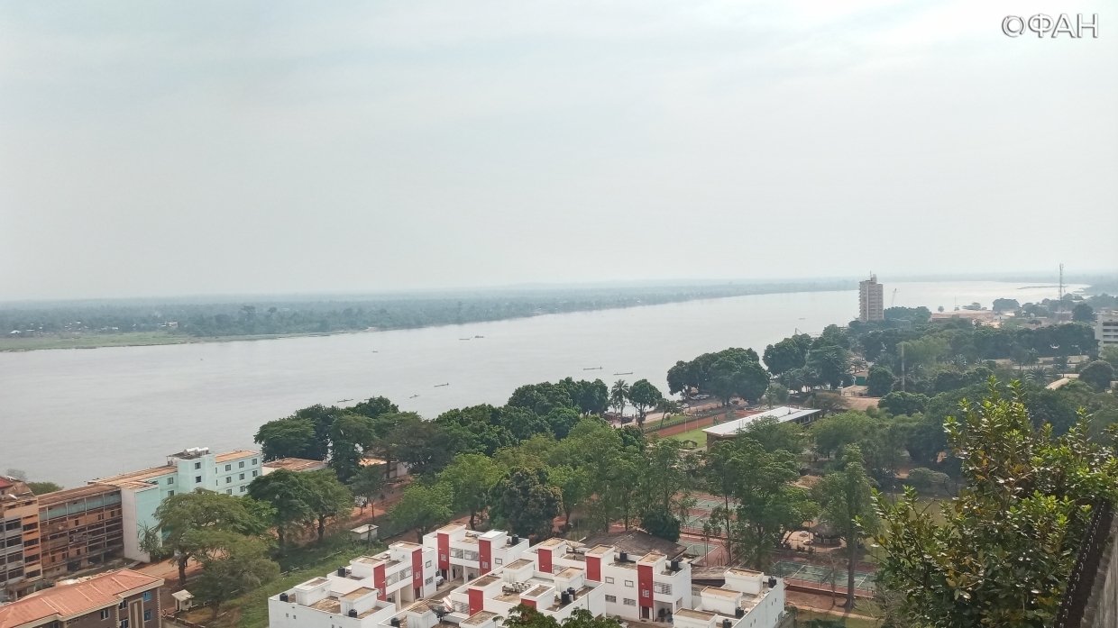 Власти ЦАР и ДРК запустят паромное сообщение через реку Убанги