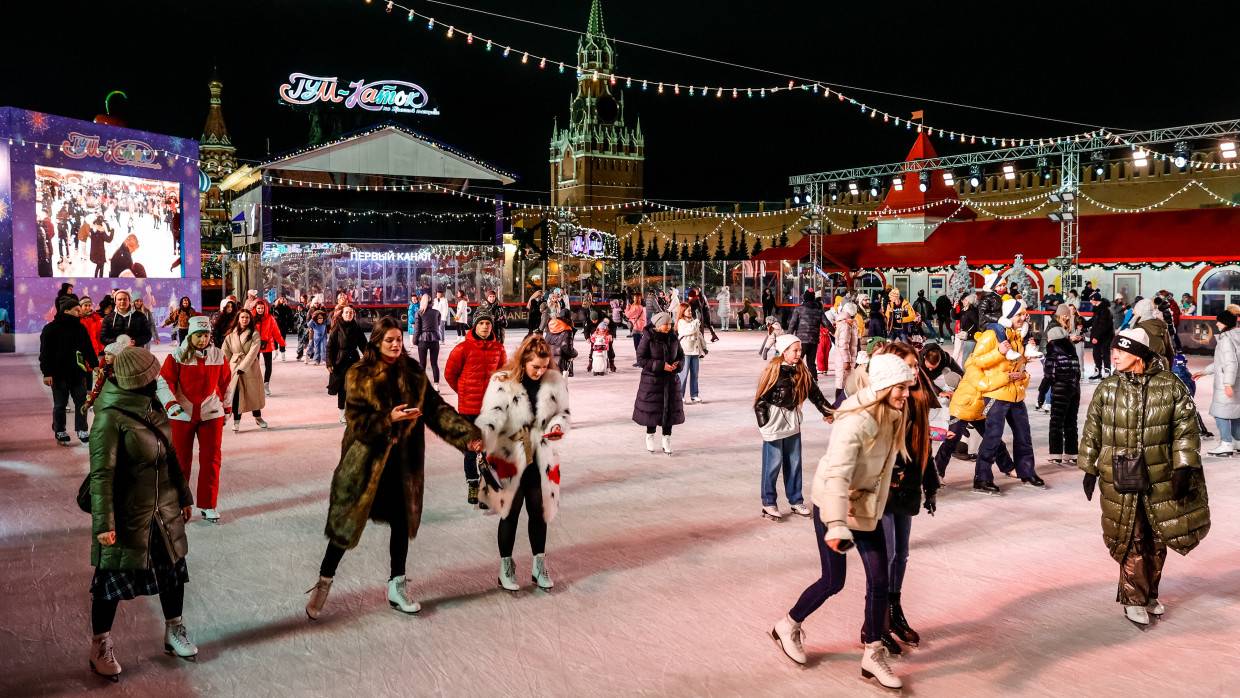 Торжественное открытие сезона состоялось на новогоднем ГУМ-катке в Москве Общество