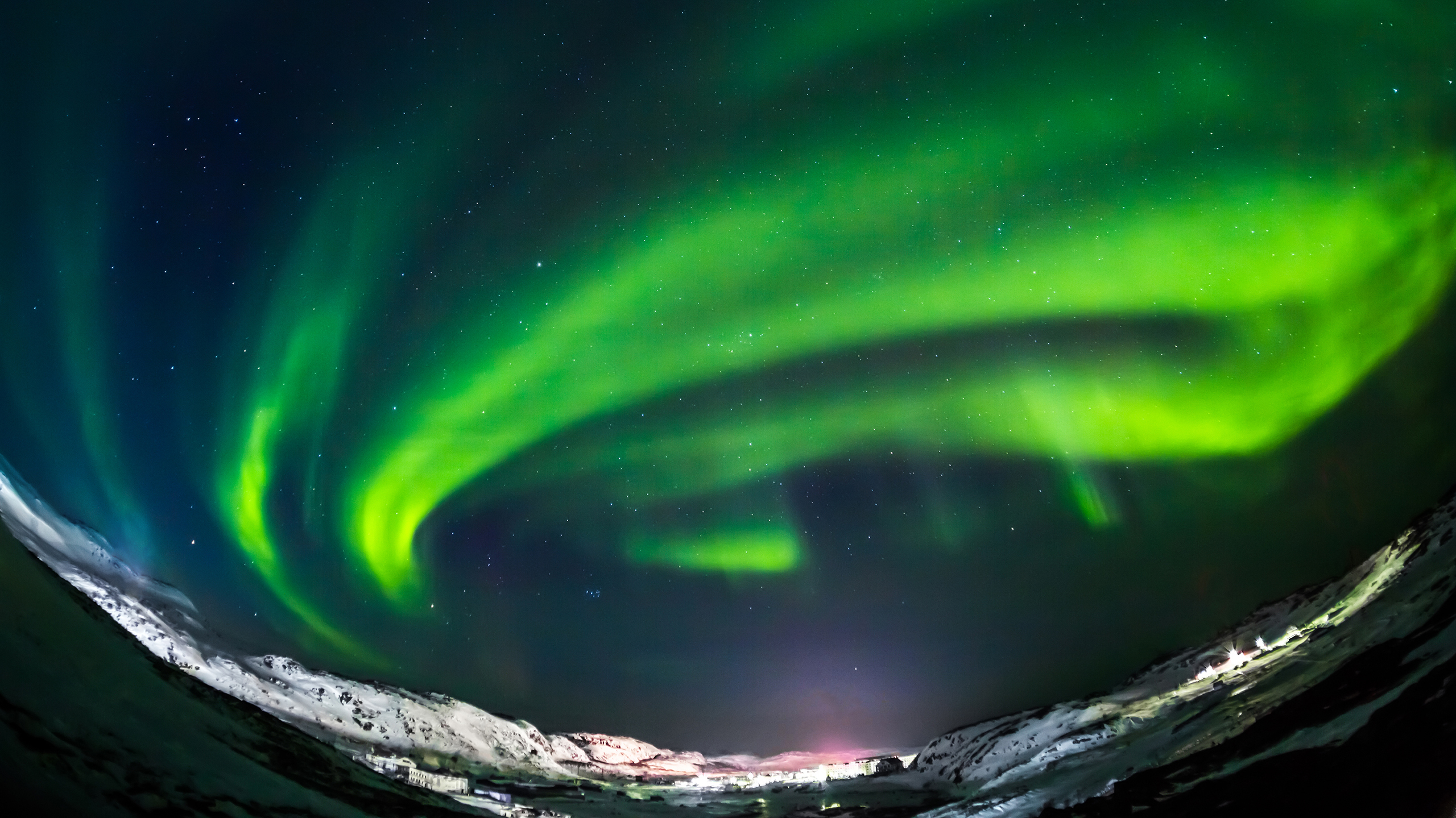 зеленое северное сияние