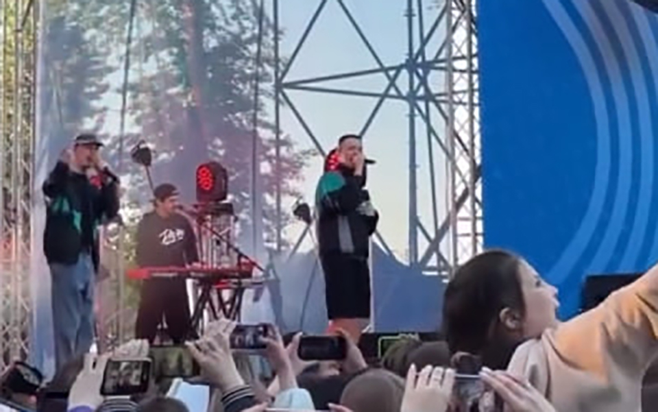 Опубликовано видео с концерта группы Dabro в рязанском Лесопарке