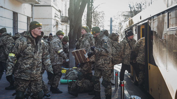 КИЕВ ГОТОВИТСЯ К ПОСЛЕДНЕМУ РЫВКУ. ВЫГРЕБЛИ ВСЁ россия,украина