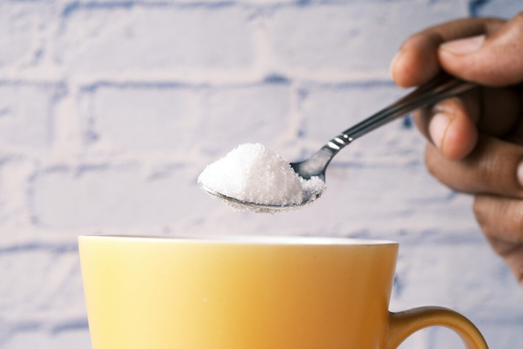 Чай с сахаром провоцирует развитие опасных болезней