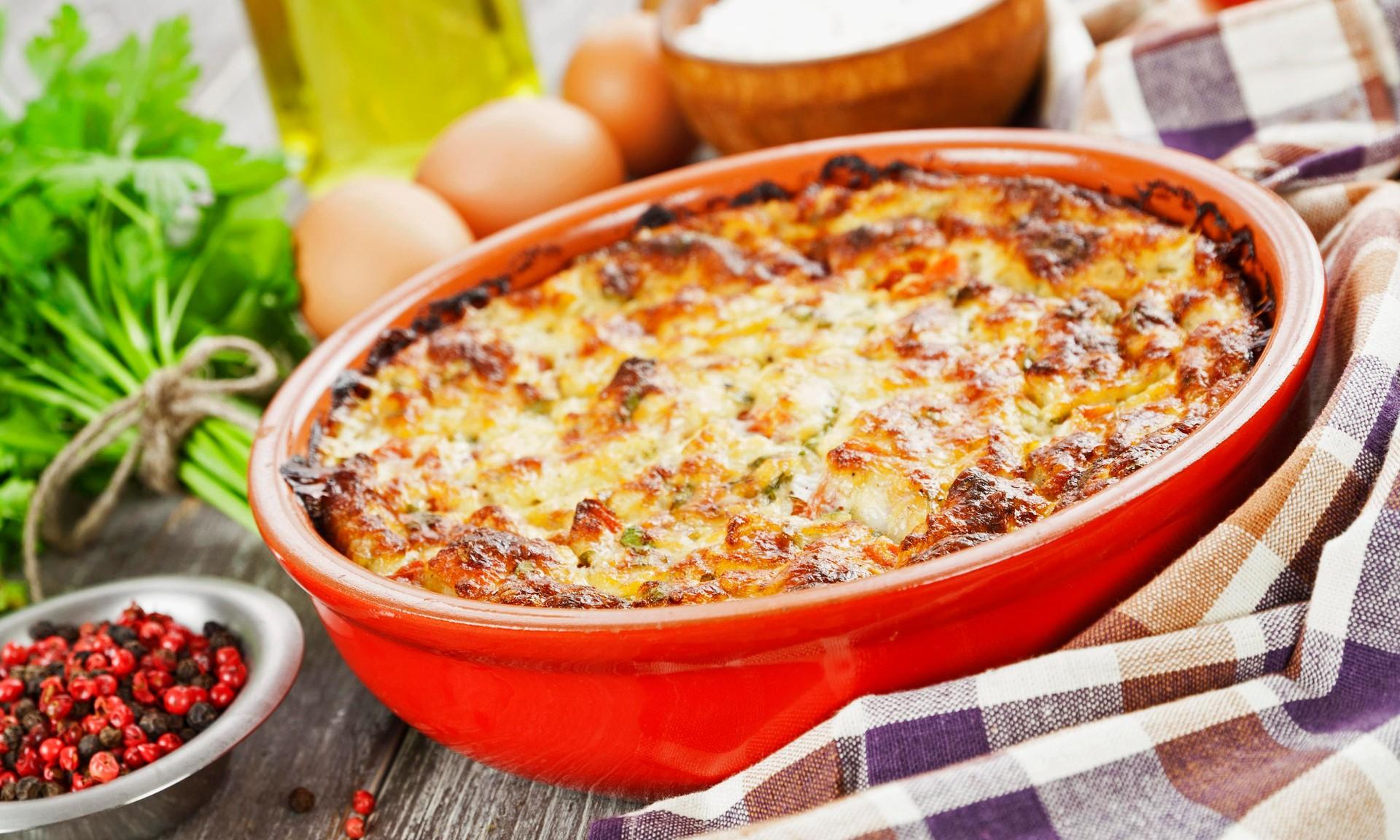 Самый лучший рецепт запеченого минтая под сырной корочкой