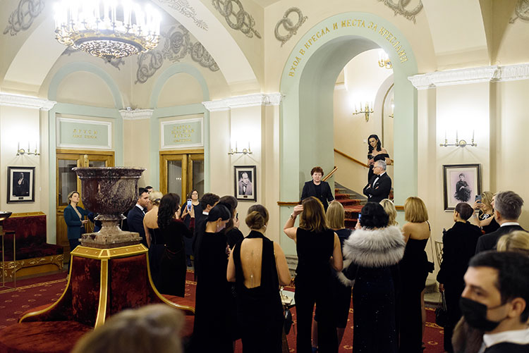 Светлана Бондарчук, Полина Киценко и другие на необычной выставке ювелирного бренда Светлана Бондарчук, Полина Киценко и другие на необычной выставке ювелирного бренда Звезды,Новости о звездах