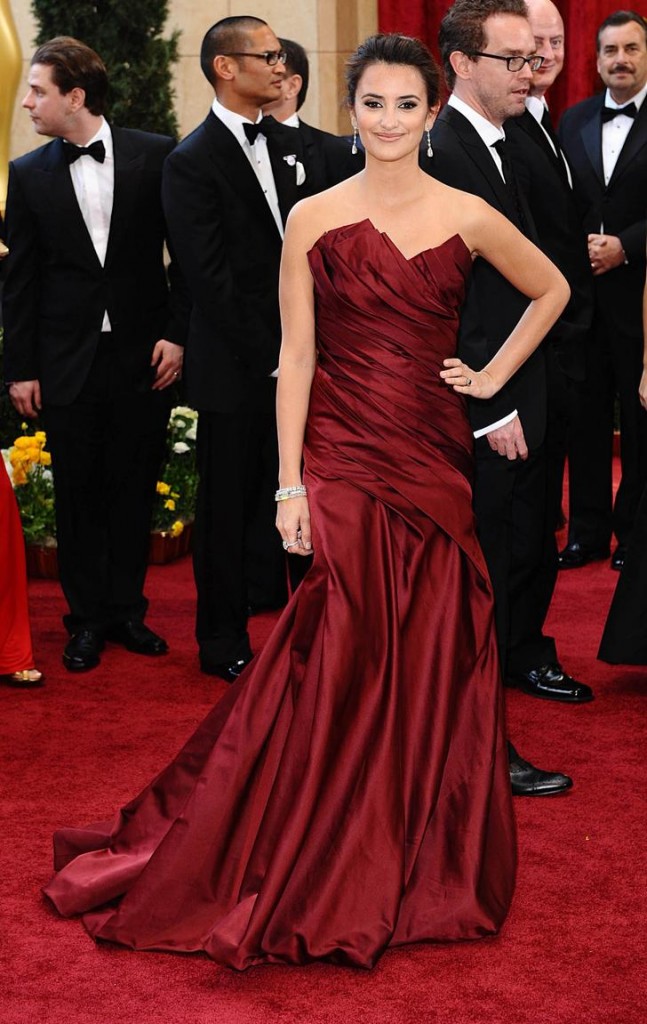 Penelope Cruz red dress