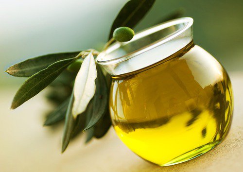 Оливковое масло поможет укрепить ногти