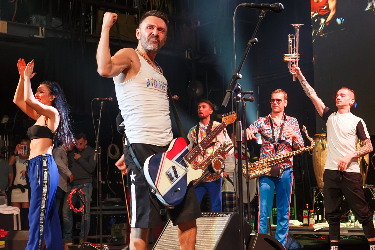 Группа Ленинград — билеты на концерт во Владивостоке