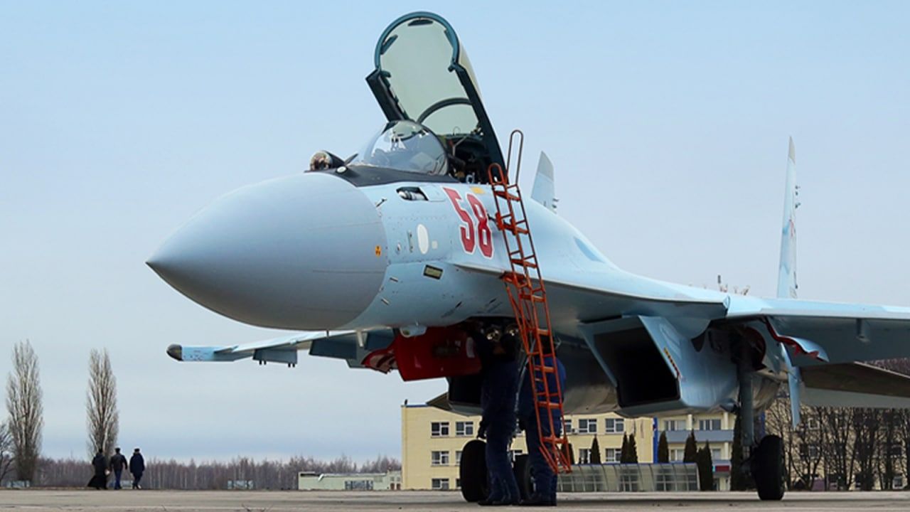 Шугаев: благодаря Су-35 китайские пилоты чувствовали себя уверенно у берегов Тайваня Армия