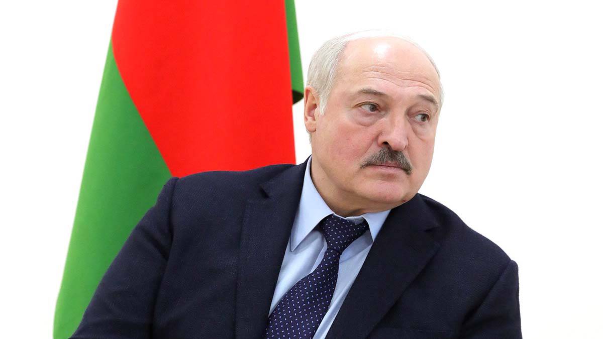 Лукашенко: Москва и Минск подумают над ответом на угрозу размещения ядерного оружия в Польше