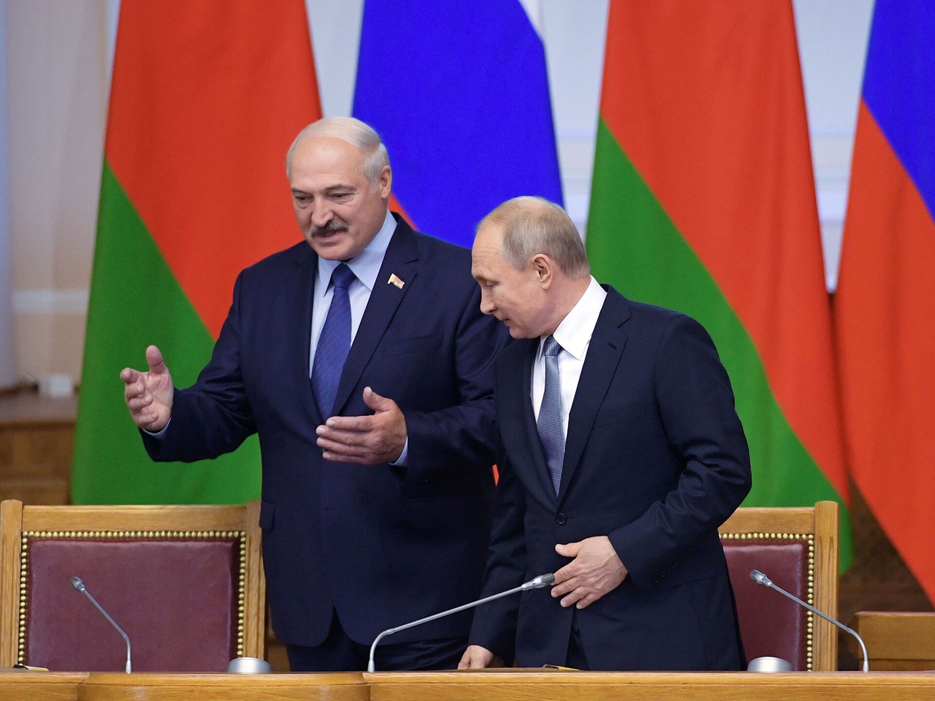 Беларусь должна россии. Белоруссия Лукашенко. Политические переговоры.