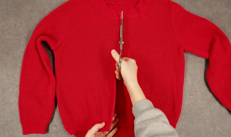 Переделайте старый свитер в модный кардиган