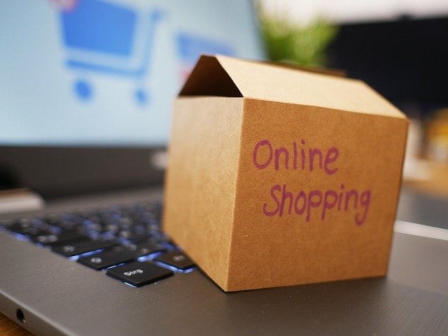 Экоактивисты заявили о блокировке складов Amazon в Британии, ФРГ и Нидерландах