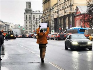 Разоблачение митингов Навального — западные СМИ умолчали о «русской сенсации» колонна