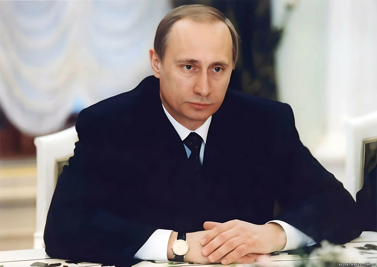 Еще до последних событий, Владимиром Владимировичем был провозглашен курс на создание Новой России.-6