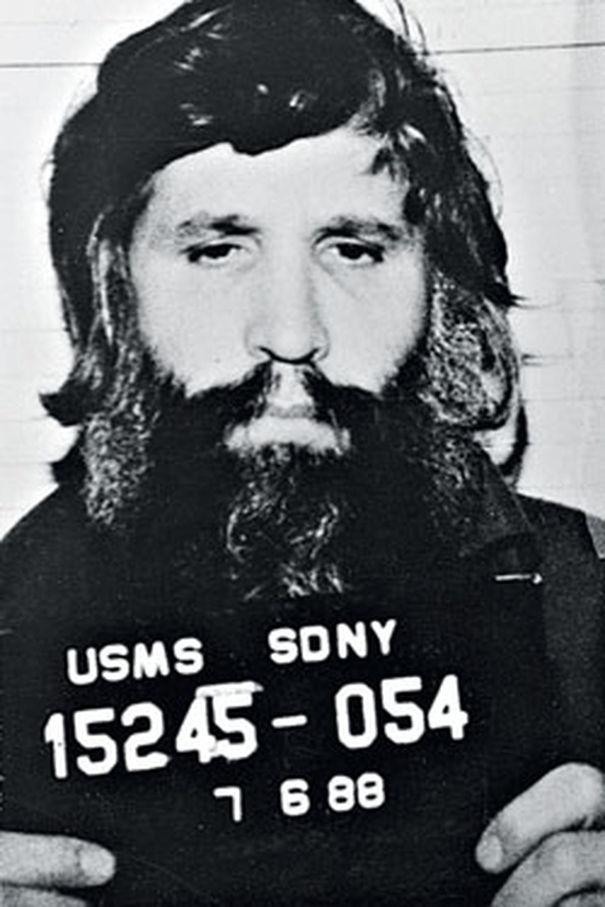 Тру-крайм: он стал первым пропавшим ребенком, чей портрет напечатали на пакете молока — история Итана Патца Итана, мальчика, Рамос, Стэнли, Джули, когда, несколько, Патца, Эрнандес, тюрьме, детей, чтобы, именно, полиции, Эрнандеса, только, домой, спустя, портрет, после