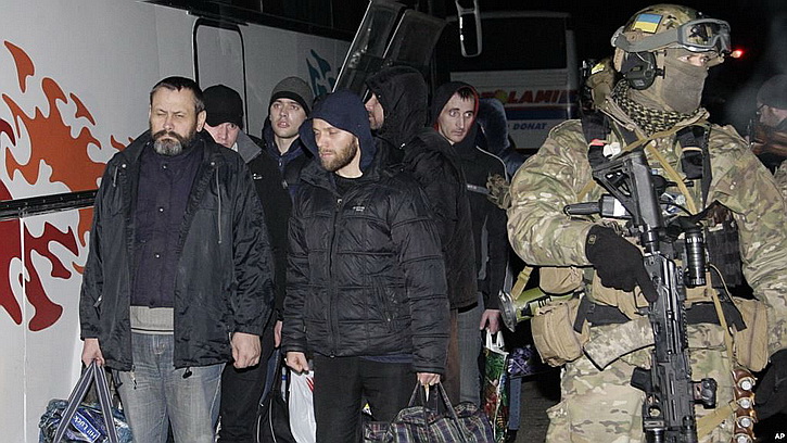 Новые подробности издевательств Киева над пленными