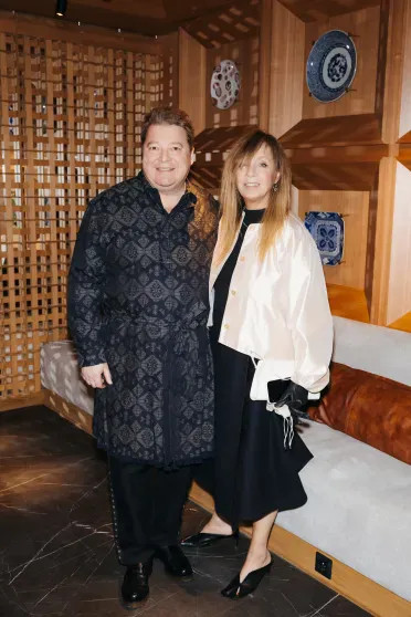 Евгения Медведева с женихом, Стеша Маликова, Елена Летучая и Артемий Лебедев на открытии ресторана Motto Azabu Иванов, Артемий, Мария, Алёна, Михаил, Барышников, Берман, Стеша, Медведева, КушнерКлим, Долидзе, ШипенкоЯн, Яновский, КаминМаксим, ЛиеваПавел, Маргарита, ресторатор, Дмитрий, ЗемскаяМарина, ВикулиныЕкатерина