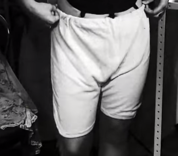 Не во что раздеться: какое нижнее бельё носили советские женщины