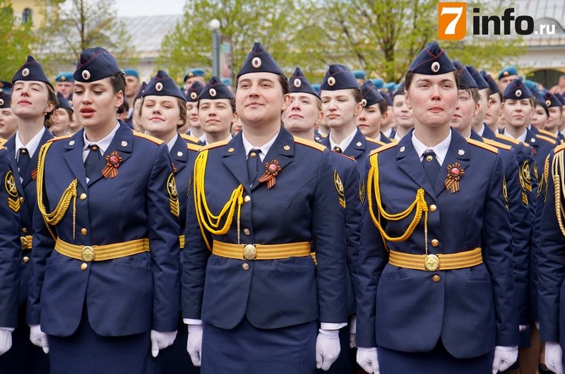 В Рязани определили победителей смотра-конкурса "Песня в солдатском строю"
