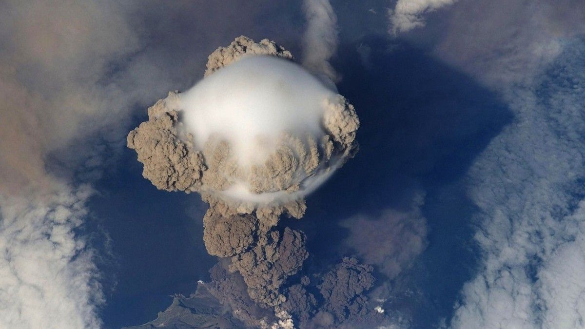 В Индонезии вновь «проснулся» вулкан Левотоло