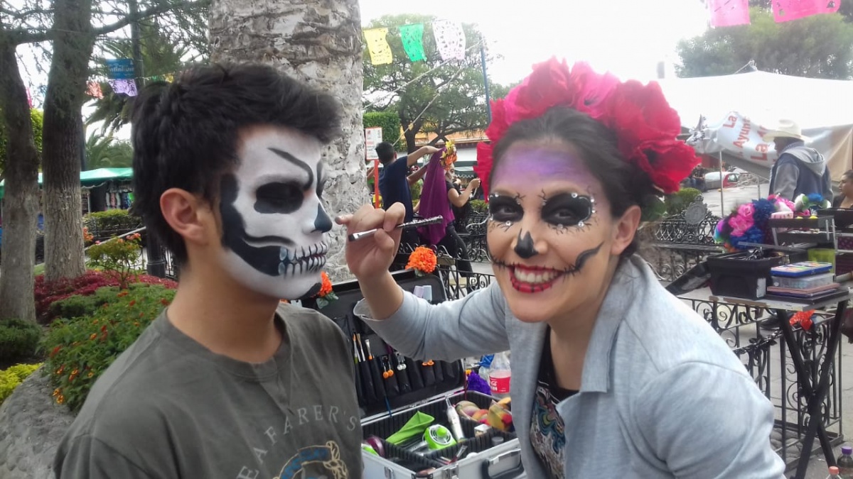 Даже День мёртвых в Мексике отмечают с улыбкой