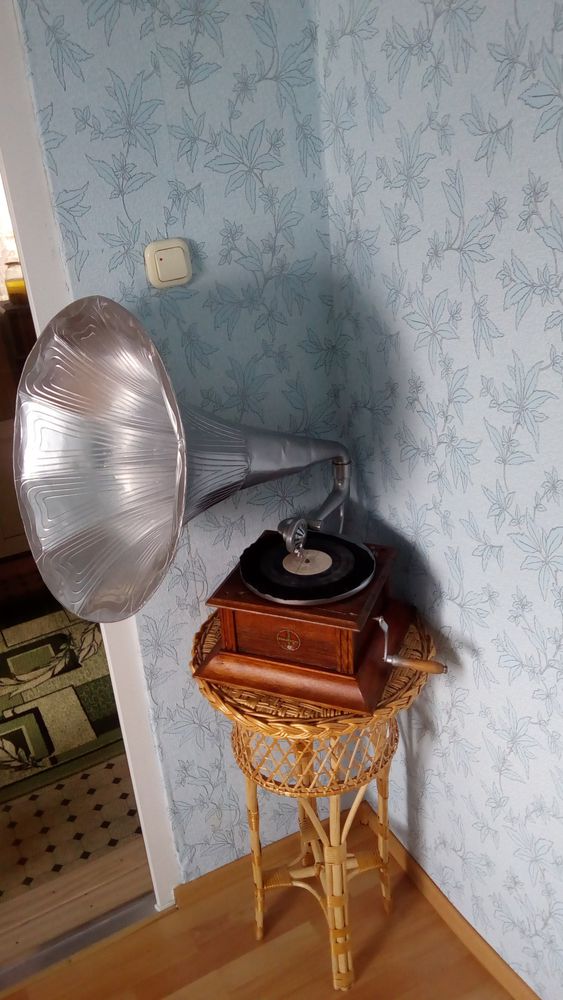 Граммофон и патефон как предмет декора винтажного интерьера Граммофон и патефон как предмет декора винтажного интерьера идеи для дома,интерьер и дизайн