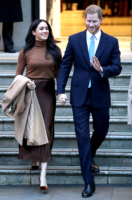 В сеть попала переписка принца Гарри с отцом Меган Маркл: "Том, мы с Мег не злимся на вас" В сеть попала переписка принца Гарри с отцом Меган Маркл: "Том, мы с Мег не злимся на вас" Монархии