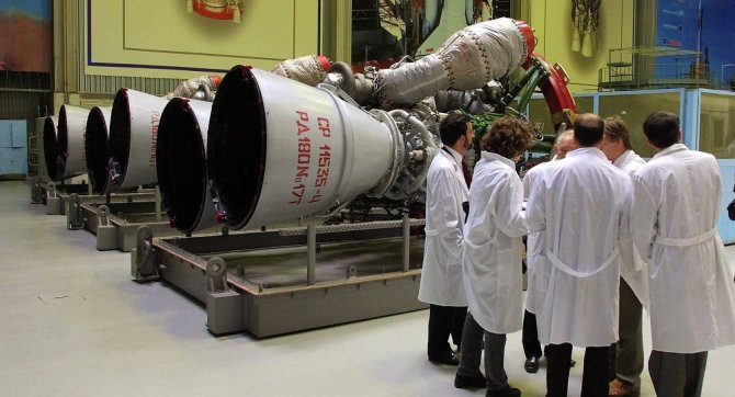 Нежданчик для США: Россия может начать РД-180 поставки ракетных двигателей в Китай