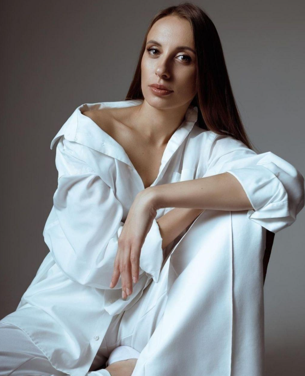 «Твое место на кухне»: звезда Stand Up Виктория Складчикова рассказала, почему развелась с мужем Антоном Слепцом Складчикова, стало, сказал, Слепец, будет, говорит, стала, давно, очень, Антон, хозяин, «БМВ», пельменной, просто, конечно, главный, сказать, спустя, измен, должна