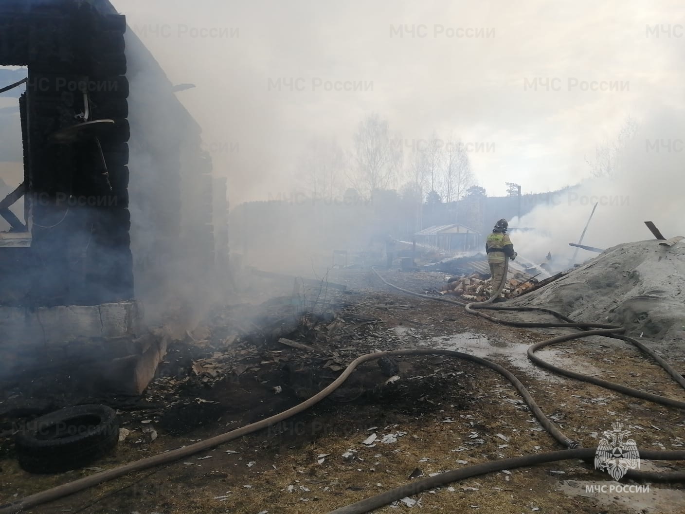 В Невьянском районе пожар уничтожил 300 кв.м
