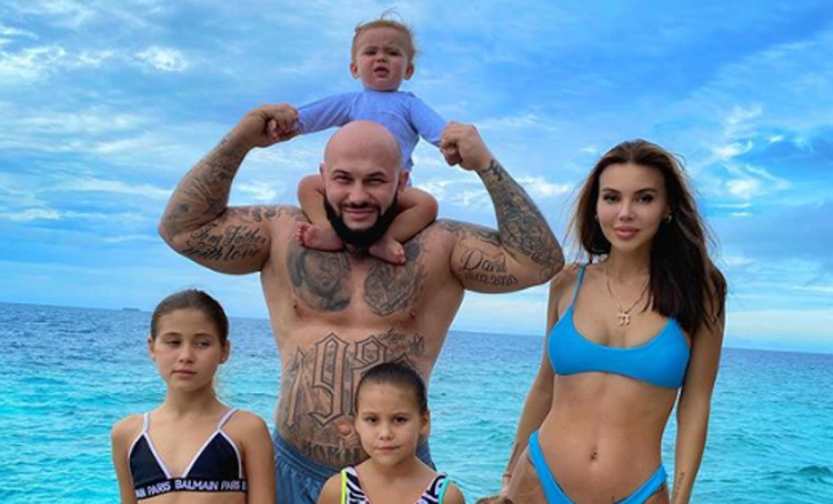 Джиган и Оксана Самойлова с детьми отдыхают на Мальдивах вместе с семьей Тимати