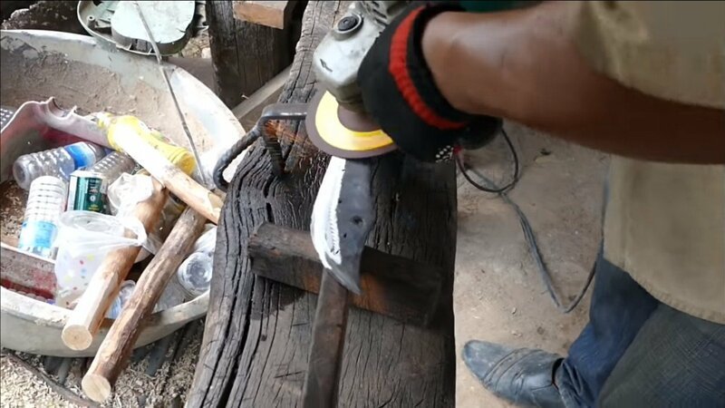 Массивный нож 